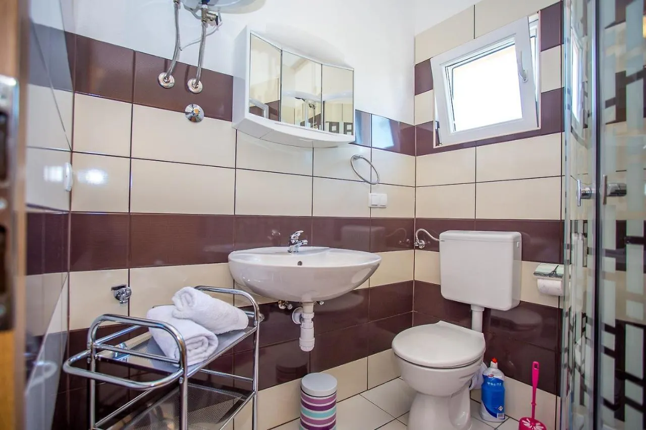 Apartments Marija Okrug Gornji Croatia